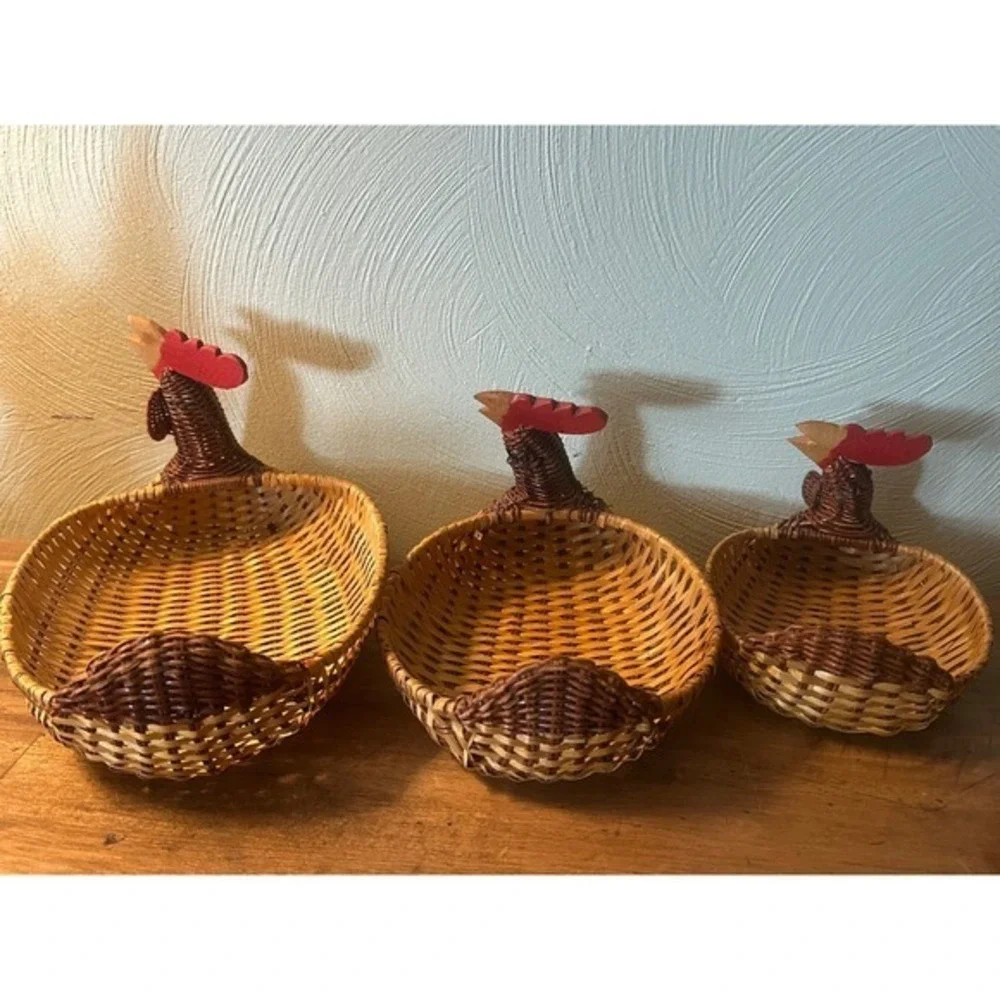 Cottage Core Nesting Rooster Baskets,‎ Vintage